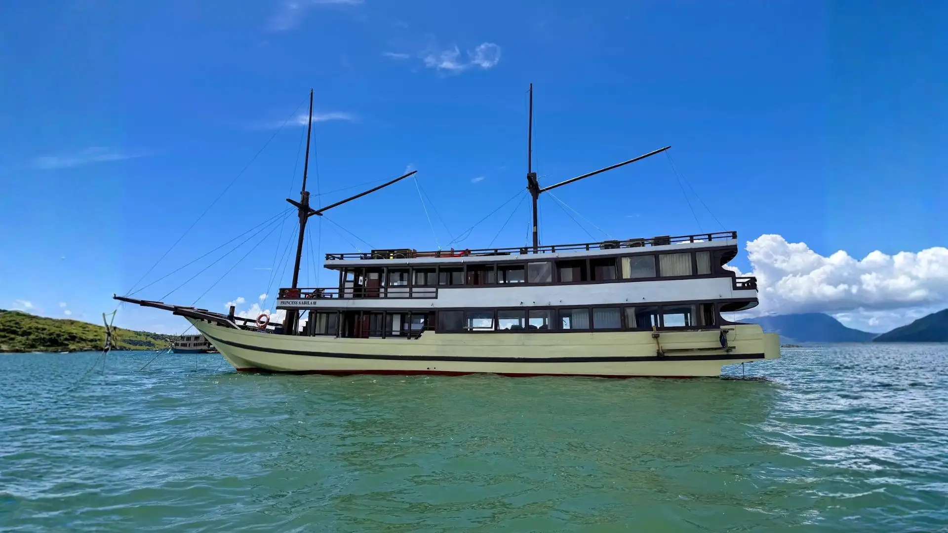 Phinisi Builder Indonesia: 2027 Komodo Expedition Insider Checklist